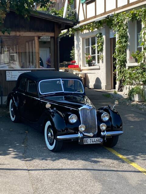 Image 1/12 of Riley 2.5 Litre RMB (1947)