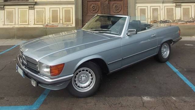 Image 1/36 of Mercedes-Benz 500 SL (1985)
