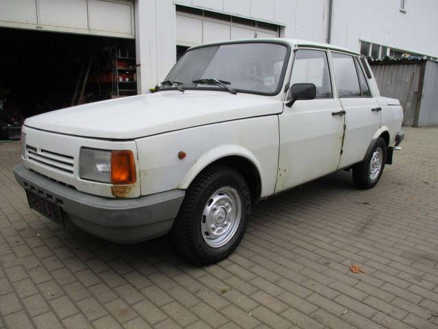 Image 1/50 of Wartburg 1.3 (1989)