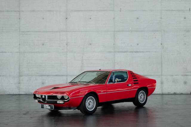 Image 1/50 of Alfa Romeo Montreal (1973)