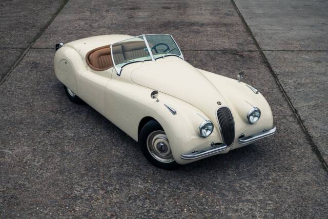 Immagine 1/45 di Jaguar XK 120 OTS (1950)