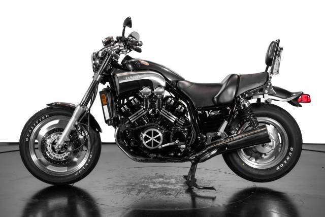 Bild 1/25 von Yamaha DUMMY (1999)