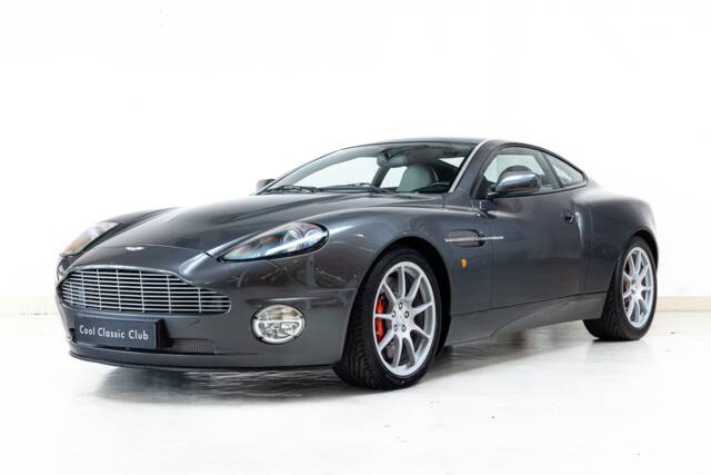 Image 1/31 de Aston Martin V12 Vanquish (2004)