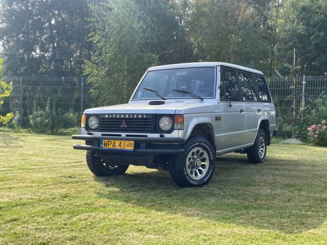 Image 1/9 de Mitsubishi Shogun V6 (1989)