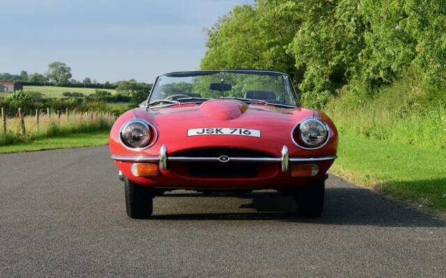 Image 1/36 de Jaguar E-Type (1969)