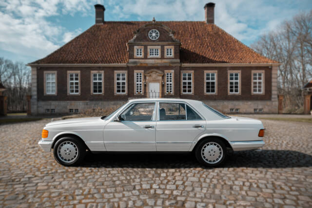 Imagen 1/29 de Mercedes-Benz 280 SE (1981)