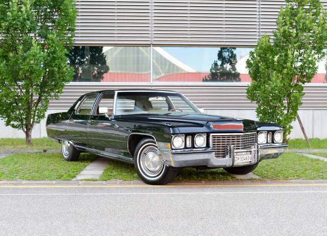 Image 1/27 of Cadillac Fleetwood 60 Special Brougham (1972)