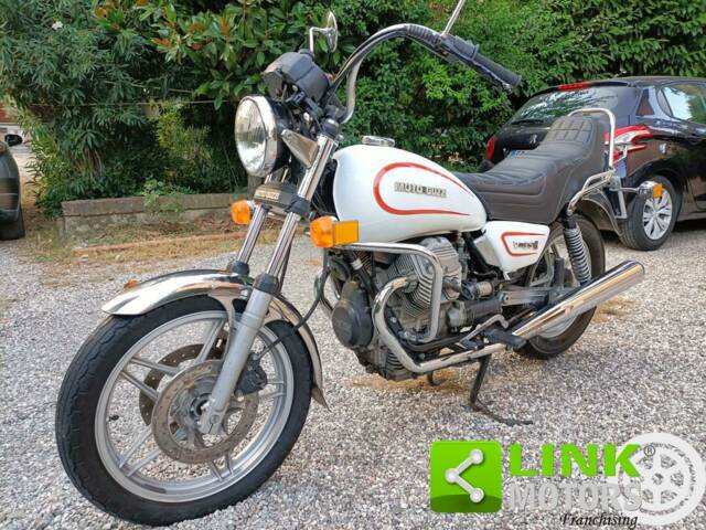 Immagine 1/10 di Moto Guzzi V 35 (1992)