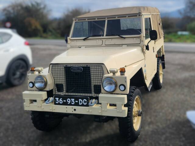 Image 1/8 of Land Rover 109 (1978)