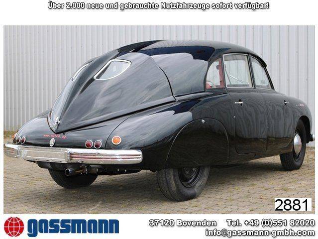 Image 1/15 of Tatra 600 Tatraplan (1949)