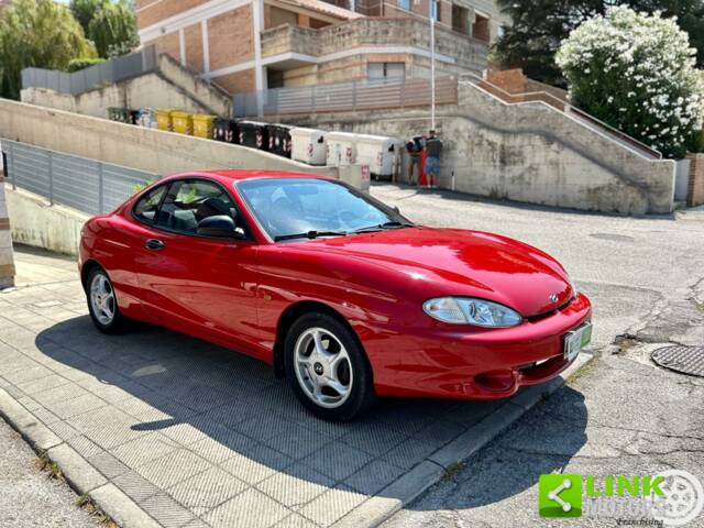Imagen 1/10 de Hyundai Coupé 1.6 (1997)