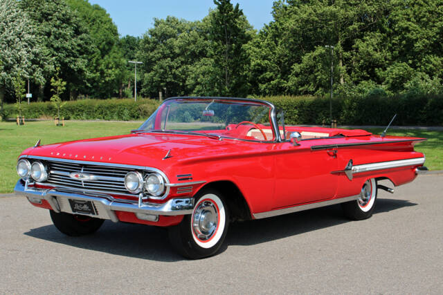 Image 1/31 of Chevrolet Impala Convertible (1960)