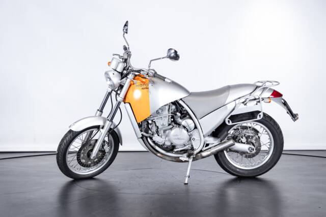 Bild 1/38 von Aprilia Motò 650 (1996)