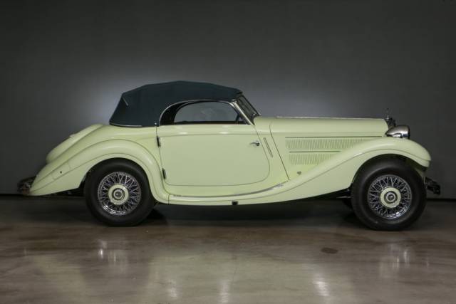 Immagine 1/20 di Mercedes-Benz 320n Cabriolet A (1937)