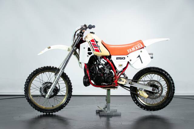 Image 1/49 de Yamaha DUMMY (1984)