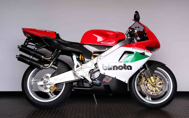 Image 1/94 of Bimota 500 V-Due (2003)