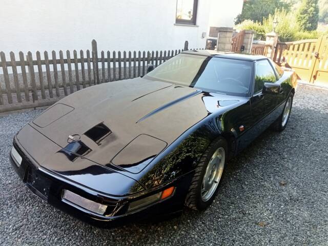 Image 1/12 of Chevrolet Corvette (1996)