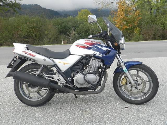 Image 1/6 of Honda CB 500E (1999)