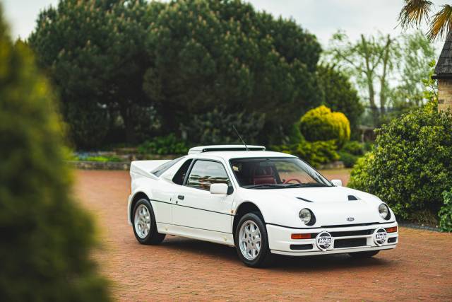 Image 1/35 of Ford RS200 (1986)