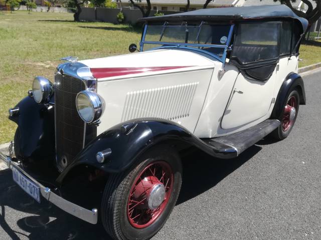 Image 1/48 of Vauxhall 14-6 (1933)