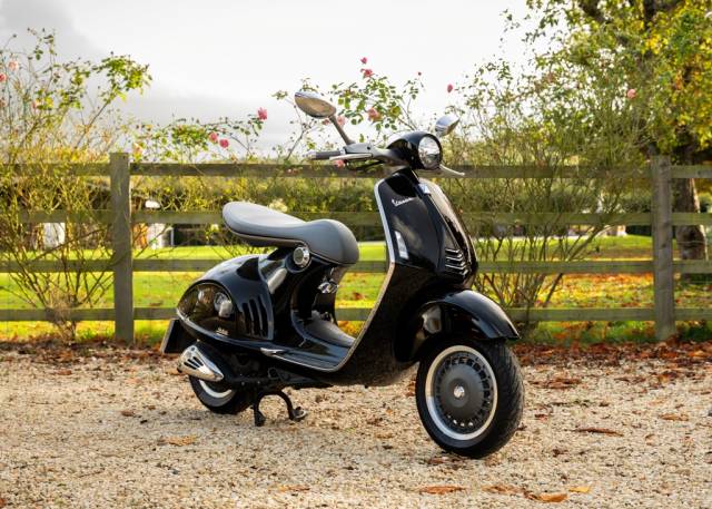 Imagen 1/11 de Piaggio Vespa 946 125 (2013)