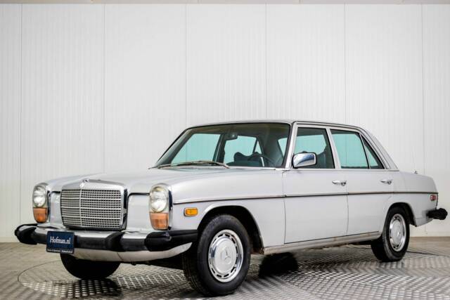 Bild 1/50 von Mercedes-Benz 240 D (1976)