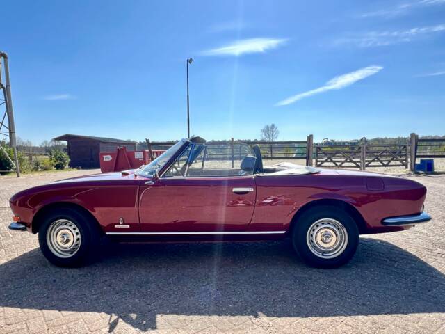 Afbeelding 1/59 van Peugeot 504 Convertible (1972)