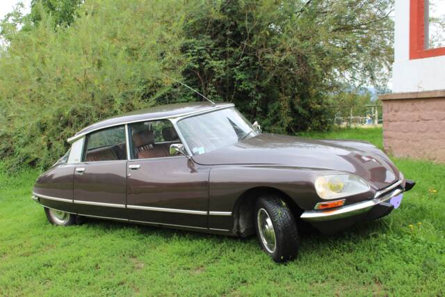Immagine 1/14 di Citroën DS 23 Pallas (1973)