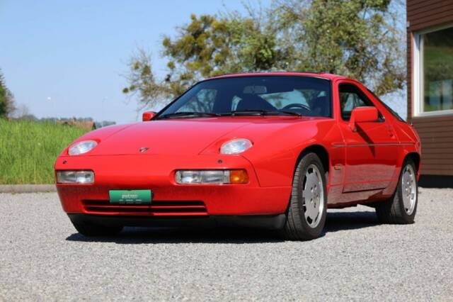 Afbeelding 1/35 van Porsche 928 S4 (1989)