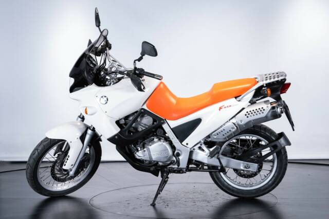 Image 1/41 of BMW DUMMY (1995)