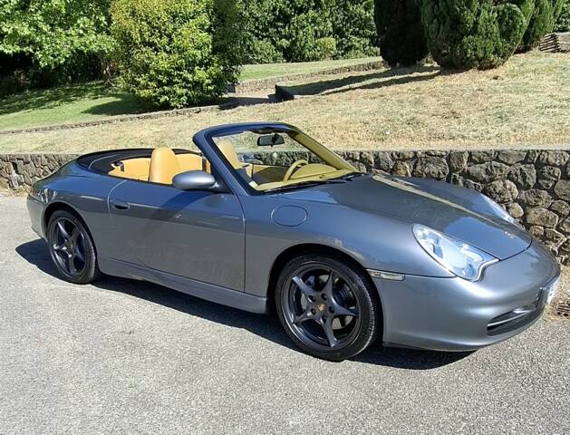 Afbeelding 1/16 van Porsche 911 Carrera 4 (2002)