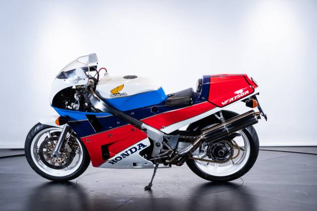 Bild 1/48 von Honda DUMMY (1988)