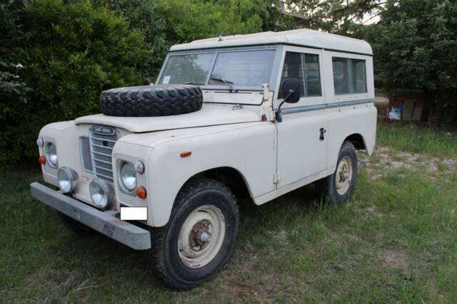 Bild 1/33 von Land Rover 88 (1984)