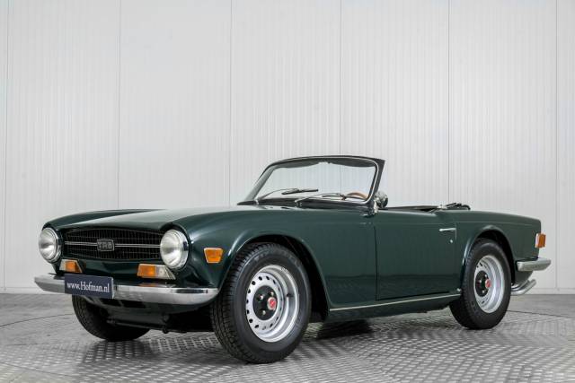 Bild 1/50 von Triumph TR 6 PI (1972)
