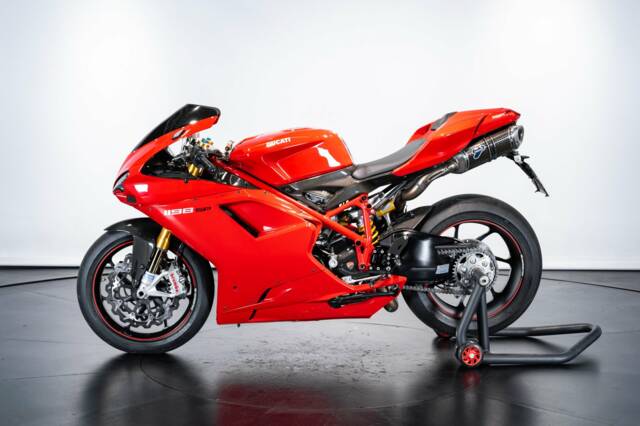 Bild 1/50 von Ducati DUMMY (2011)