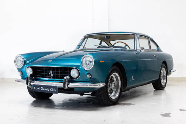 Image 1/33 de Ferrari 250 GTE (1962)