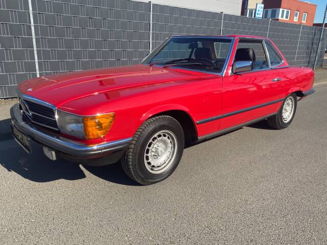 Bild 1/35 von Mercedes-Benz 280 SL (1982)