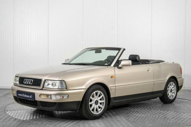 Bild 1/50 von Audi Cabriolet 1.8 (2000)