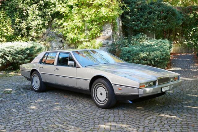 Image 1/6 of Aston Martin Lagonda (1987)
