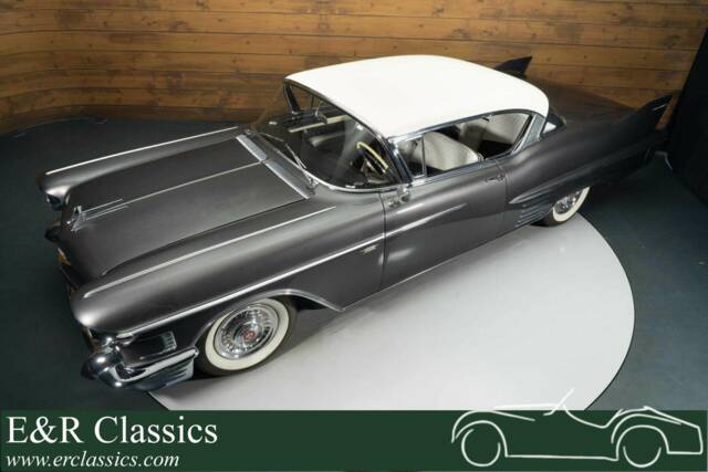 Image 1/19 of Cadillac 62 Coupe DeVille (1958)