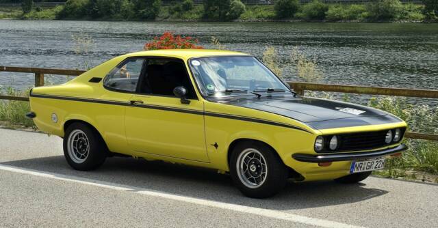Image 1/6 de Opel Manta 1900 GT&#x2F;E (1975)