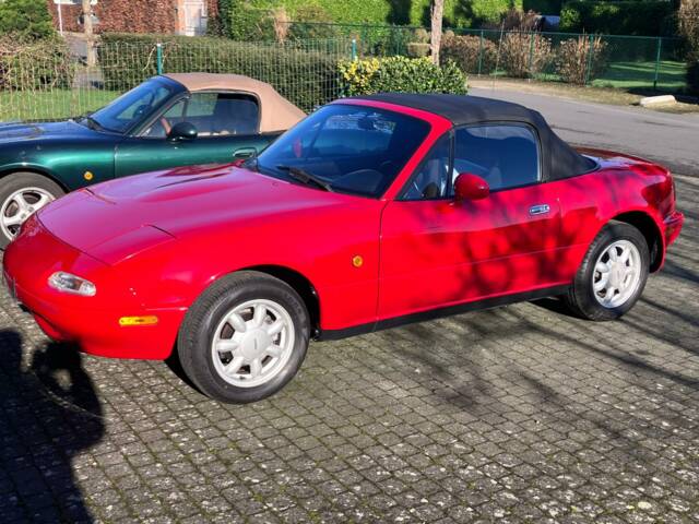 Immagine 1/8 di Mazda MX-5 1.6 (1991)