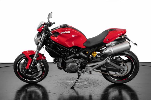Image 1/26 of Ducati Monster 696 Plus (2008)