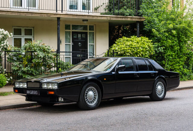 Imagen 1/28 de Aston Martin Lagonda (1990)