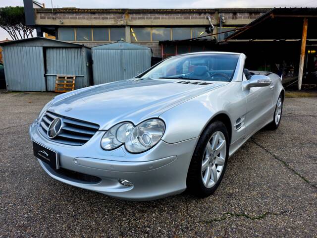 Image 1/39 of Mercedes-Benz SL 500 (2001)