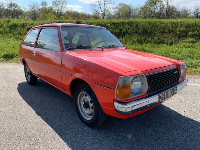 Image 1/9 of Mazda 323 (1977)