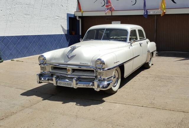 Bild 1/4 von Chrysler New Yorker (1951)