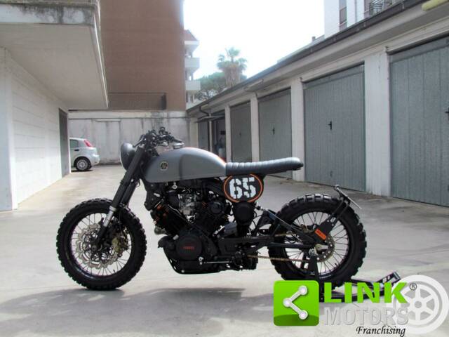 Image 1/10 de Yamaha DUMMY (1984)