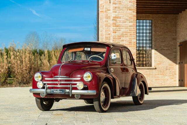 Image 1/50 of Renault 4 CV Décapotable (1957)