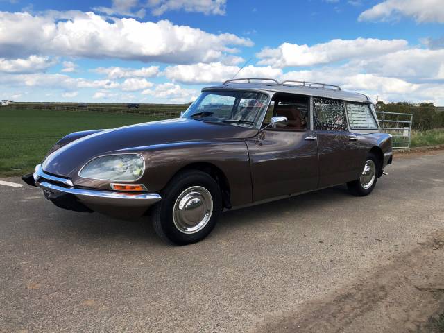 Image 1/16 of Citroën DS 20 Familiale (1970)